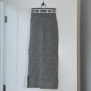 Aritzia Wilfred Grey Knit Skirt